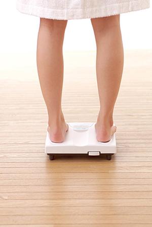 周囲に差がつく手鏡になるミラー缶バッジ